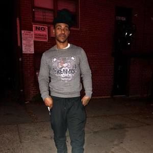 Meet your Posher, Lindy